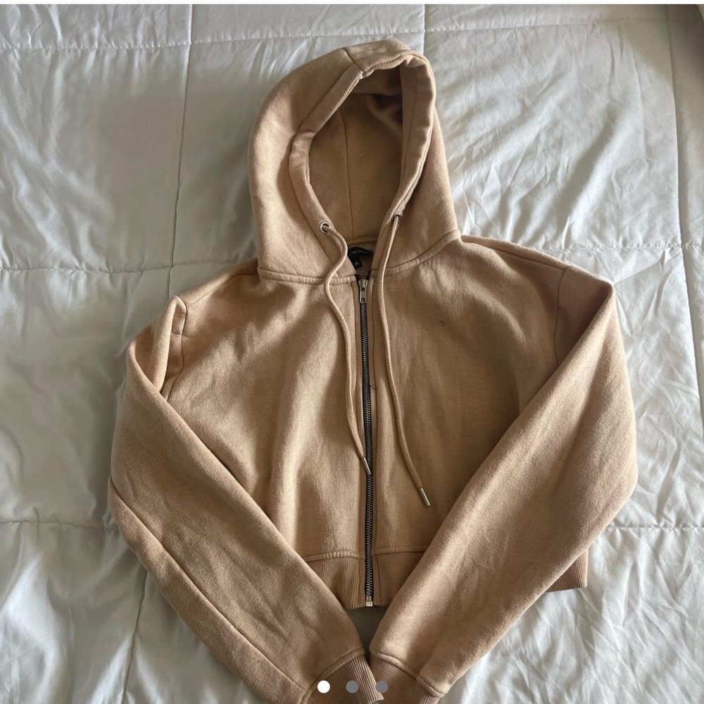Tan crop zip -up